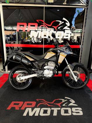 HONDA XRE 300 ADVENTURE HONDA XRE 300 ADVENTURE